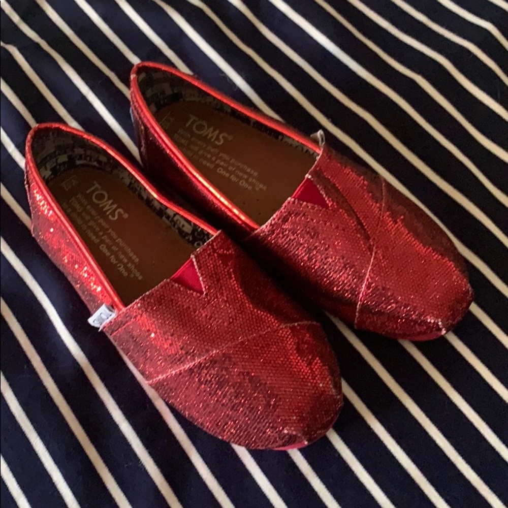 Red toms! So cute